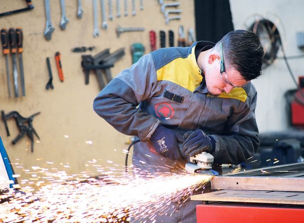 Opération de meulage pour la finition