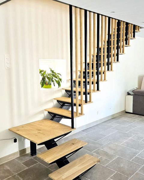 Escalier en bois et métal